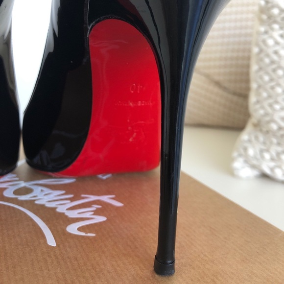 Louboutin Décolleté 554 (100mm) Patent - Picture 4 of 9